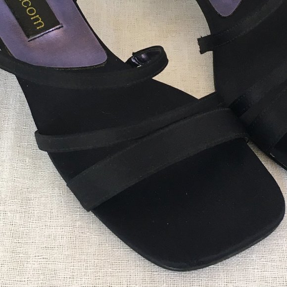 Unlisted Navy Blue Heels Sz. 6 - Picture 2 of 5